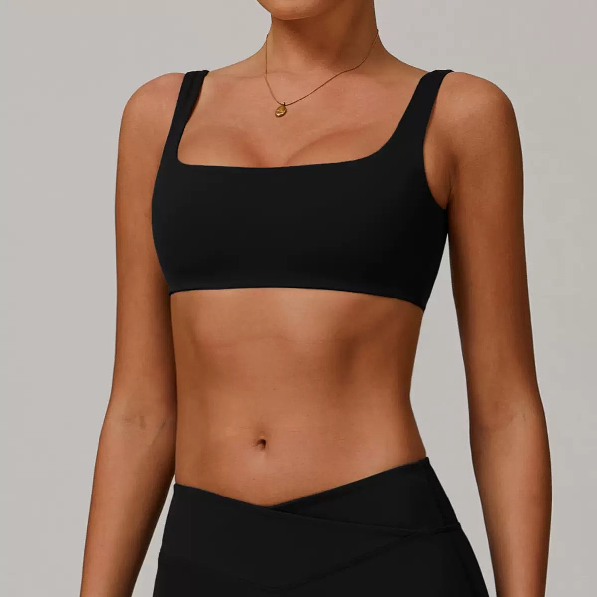 Seamless Square-Neck Sports Bra - Navy