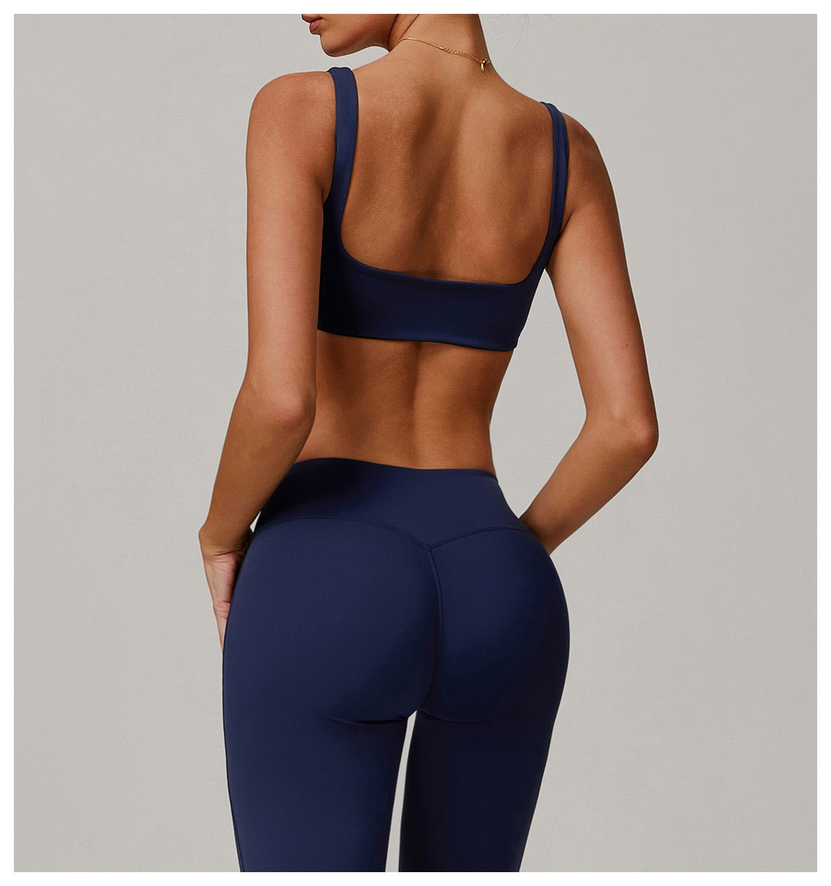 Seamless Square-Neck Sports Bra - Navy