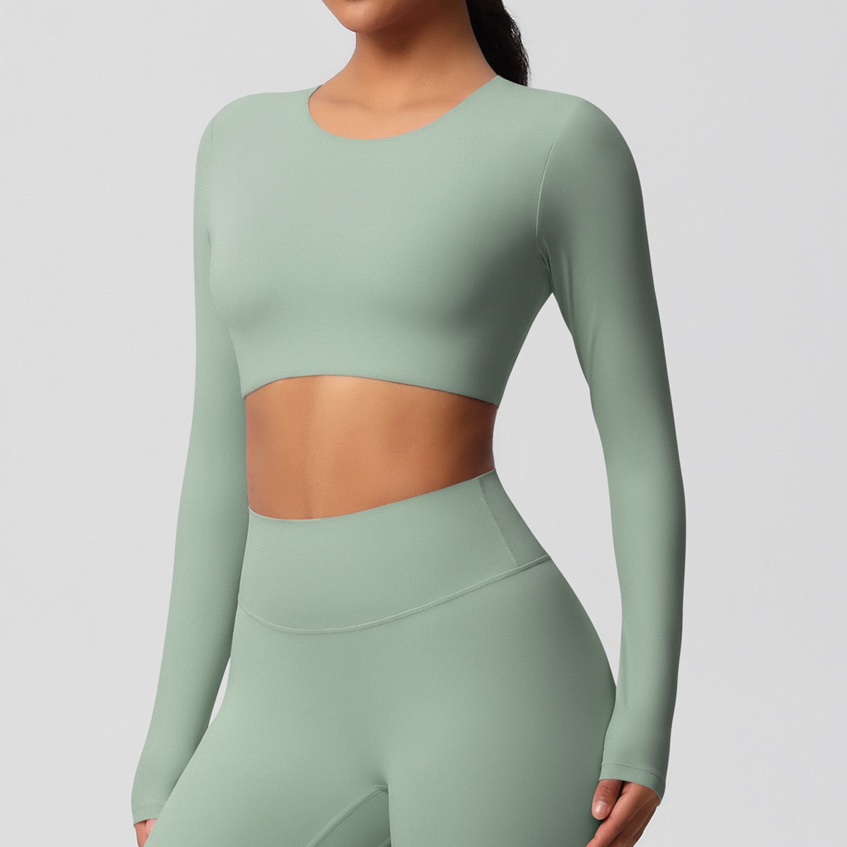 High-performance long sleeve gym top
