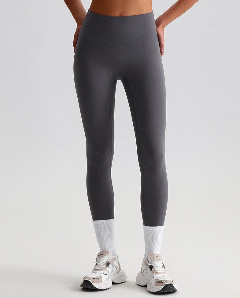High waisted workout leggings in grey colour
