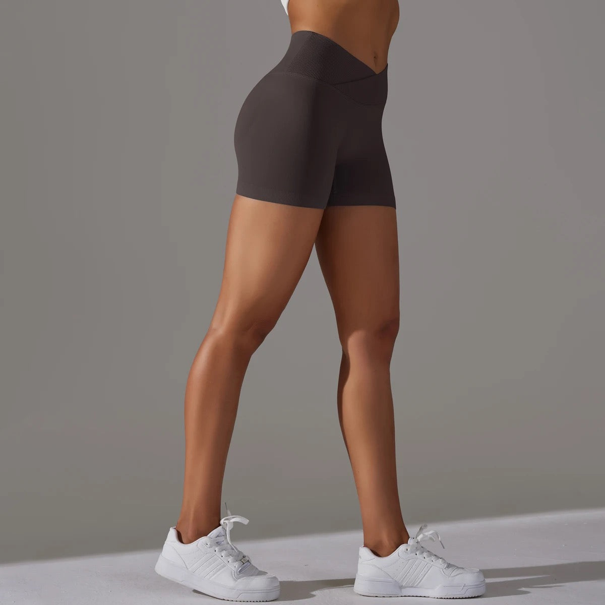 Crossover Waist Scrunch Shorts