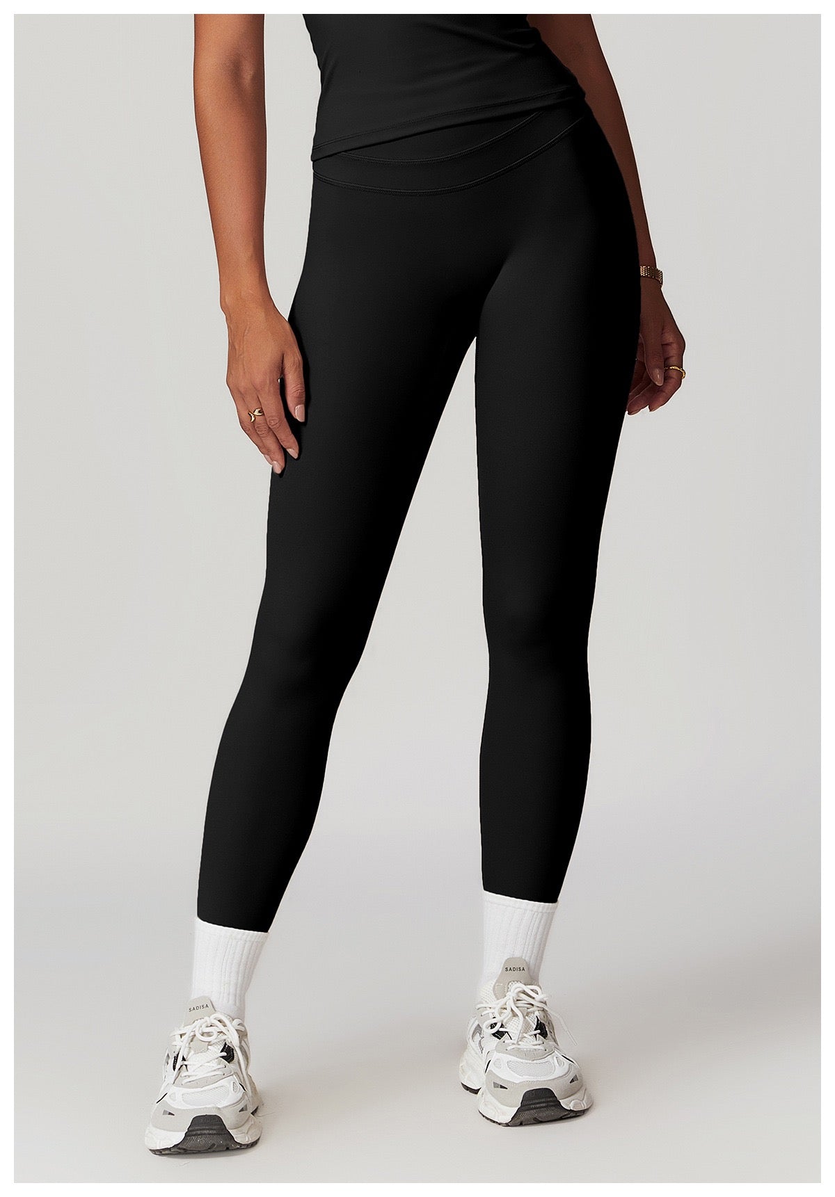 Soft-and-flexible-leggings-for-running