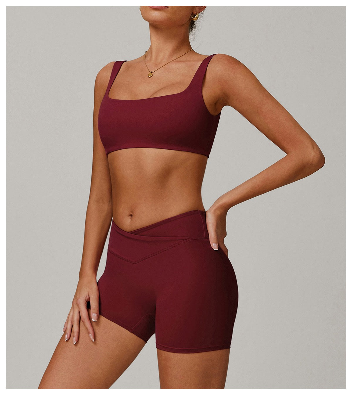 Seamless Square-Neck Sports Bra - Navy