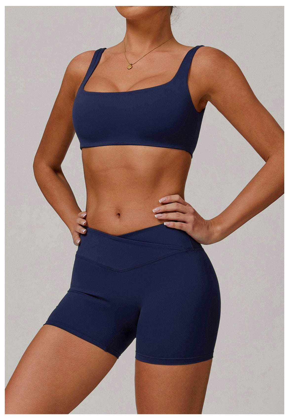 Seamless Square-Neck Sports Bra - Navy
