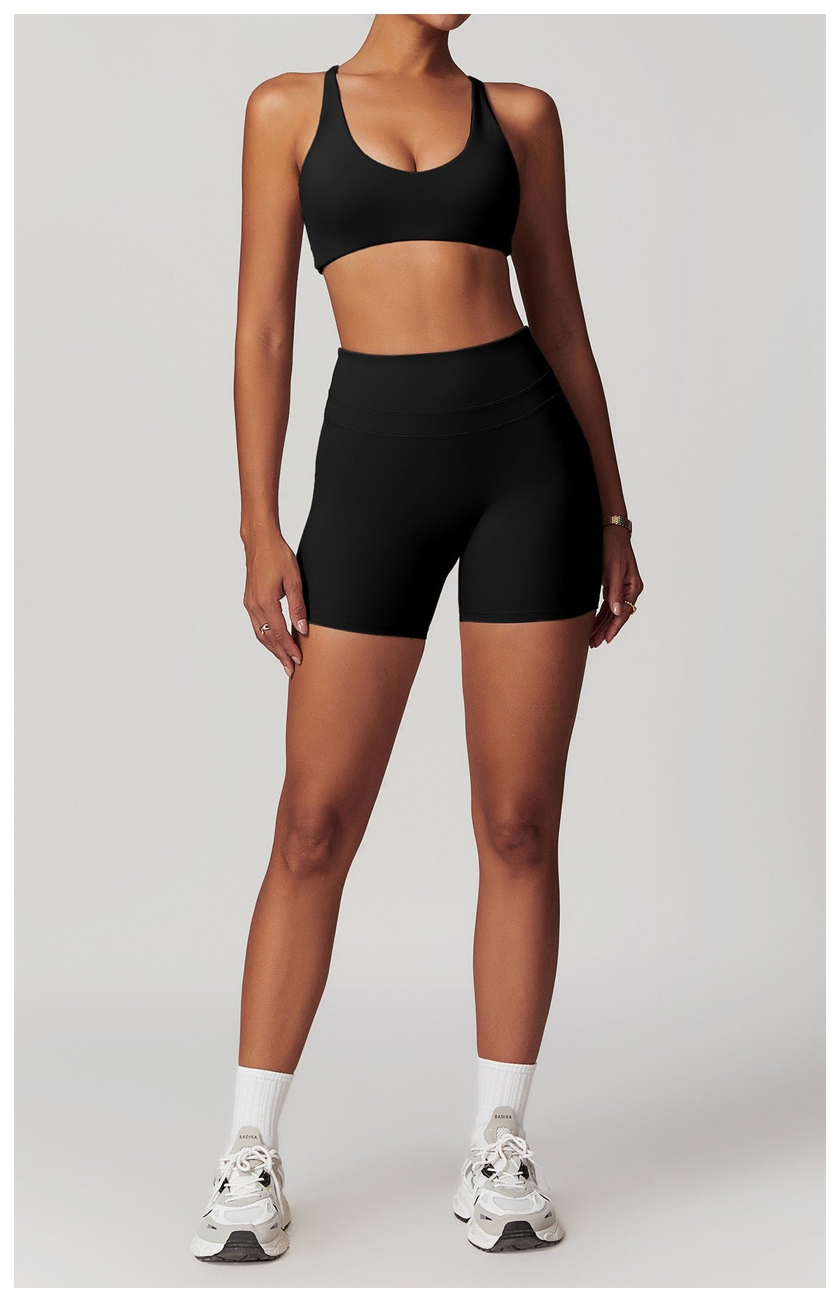 Versatile sports bra