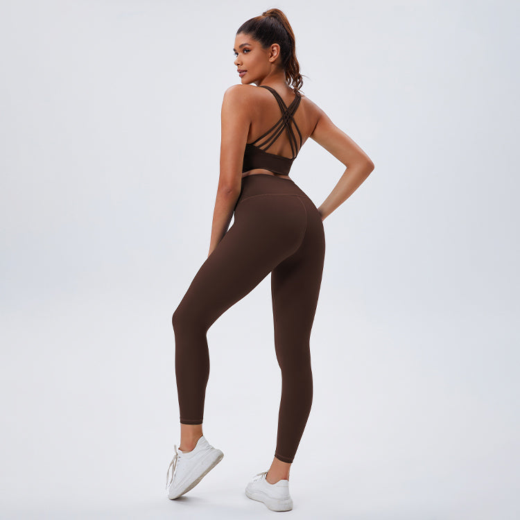 Women_s workout set with support