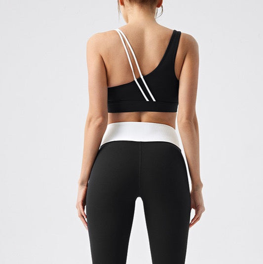 colour block sports bra