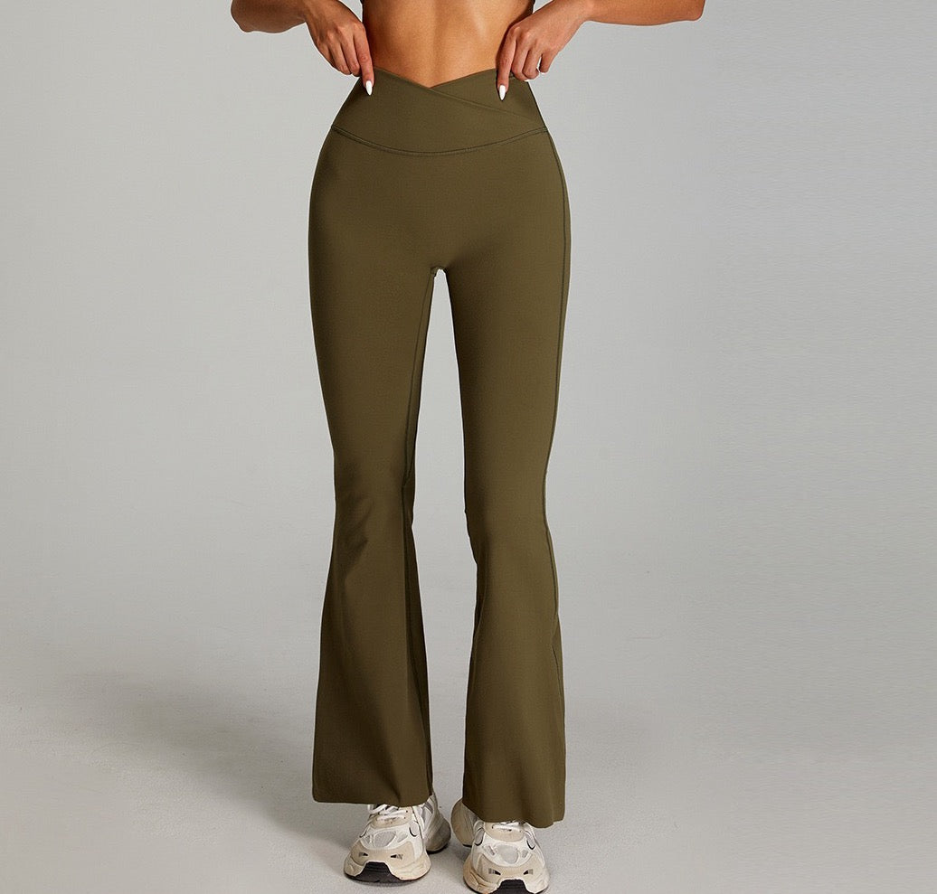 crossover waist band yoga pants