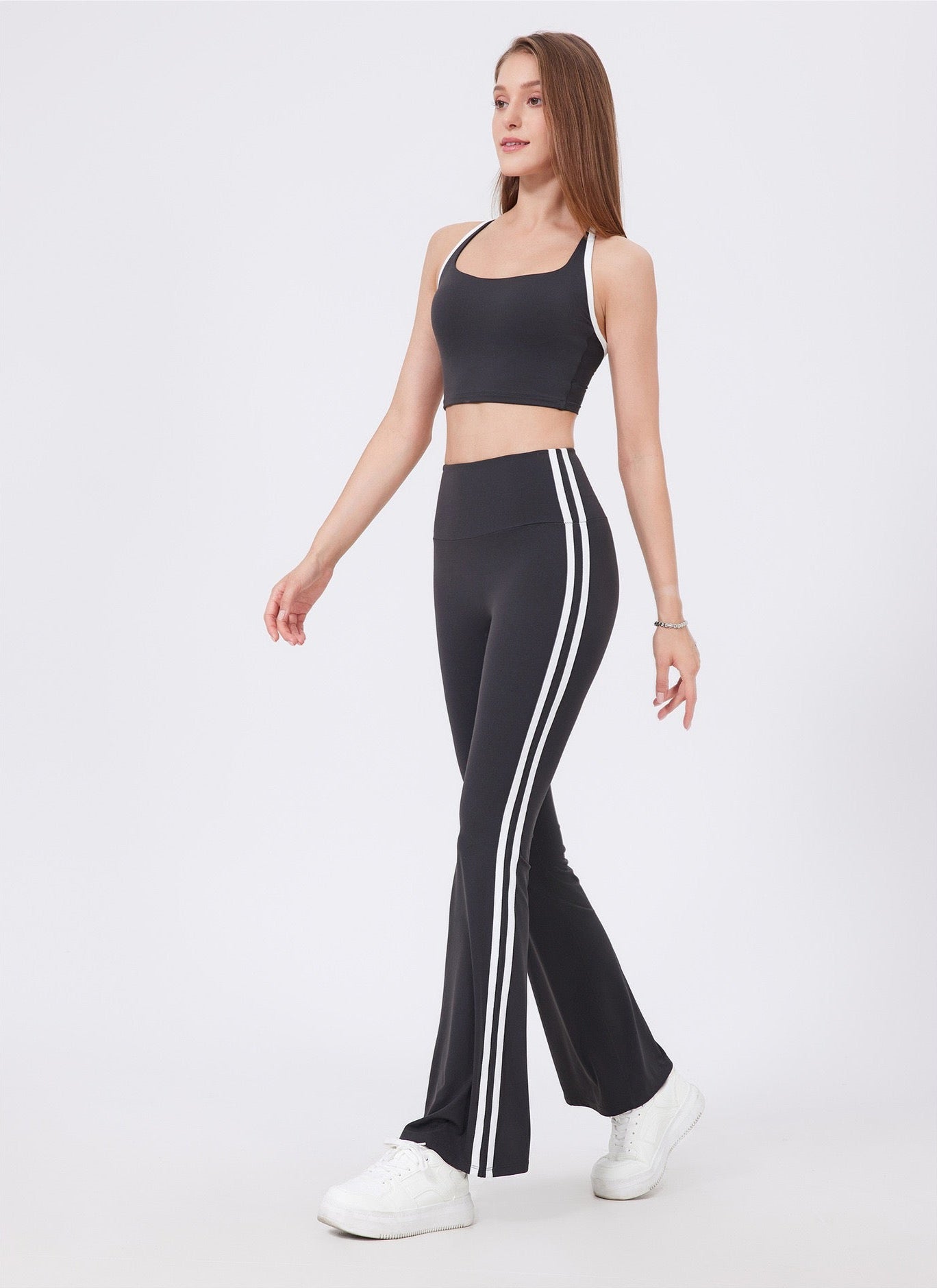 charcoal grey gym flare leggings for women