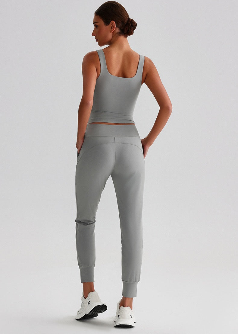 gym outfit joggers and tank top