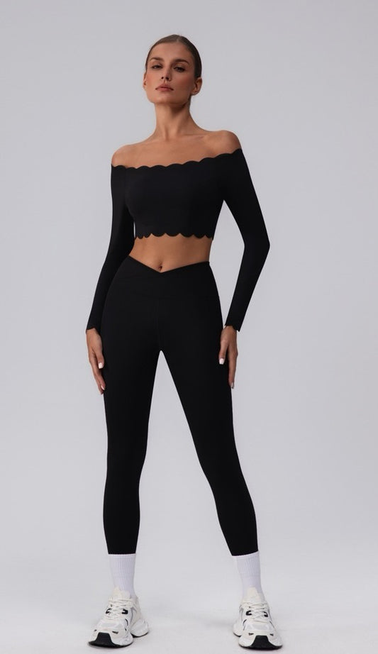 long sleeve crop top and leggings in black
