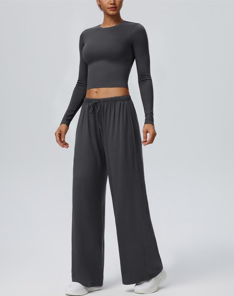 long sleeve running crop top