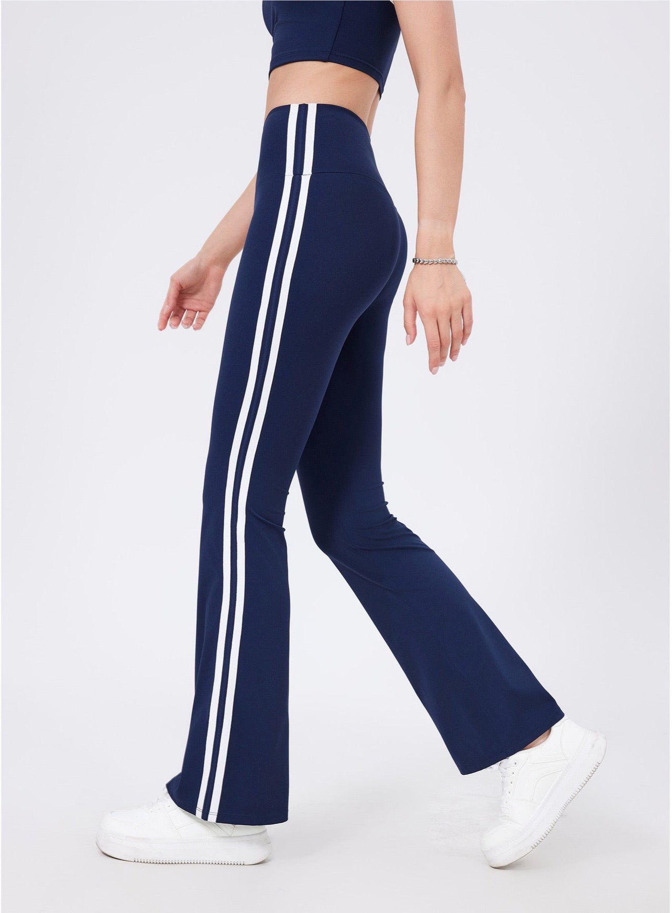navy activewear leggings