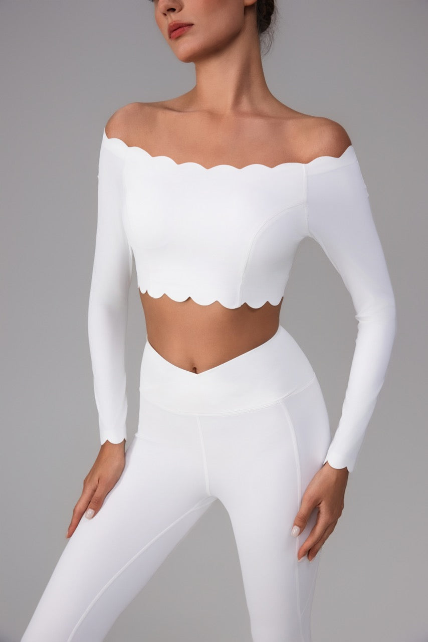 scallop edge long sleeve top in white