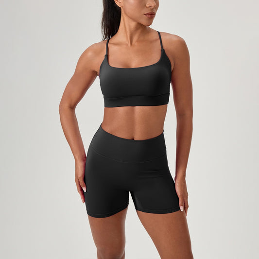 trendy gym outfit black
