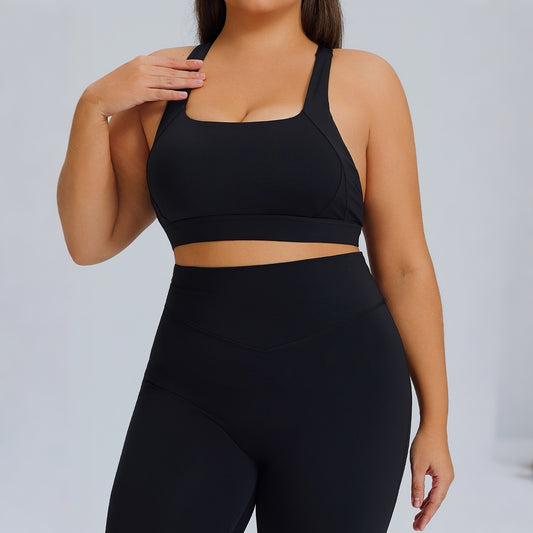 wide strap plus size sports bra black