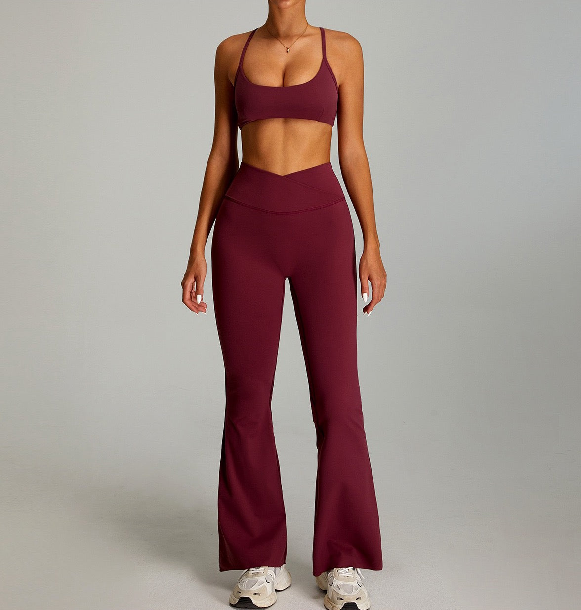 womens trendy sports bra
