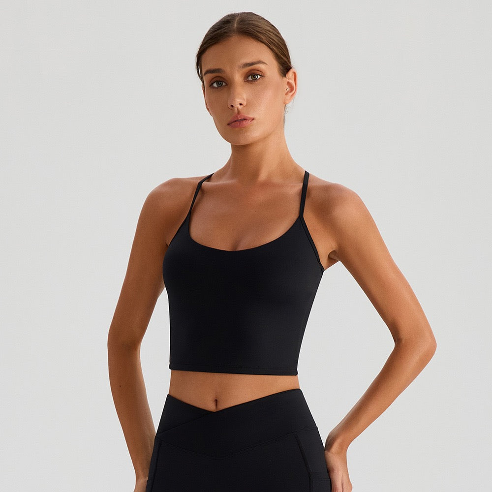 black 2-piece gym outfit for low to medium impact workouts