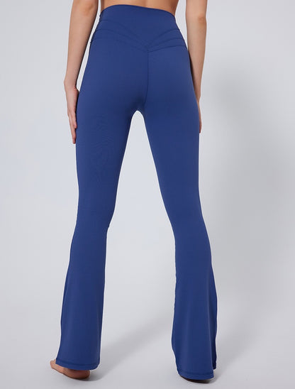 Bootcut_leggings_for_travel