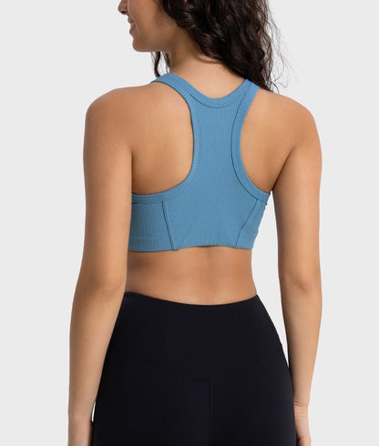 Breathable medium support sports bra