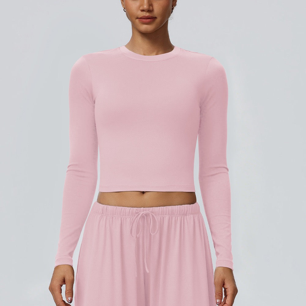 Comfortable gym clothing for women