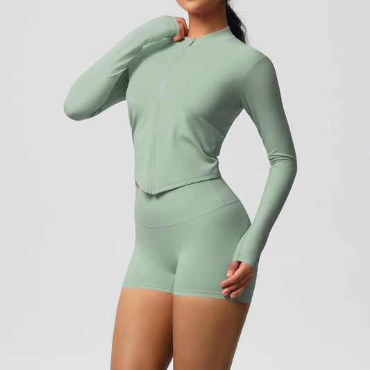 Fitness mock neck crop top