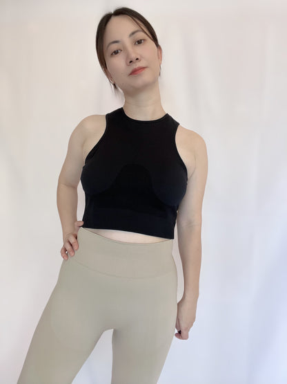 Seamless Crop Top with Removable Pads