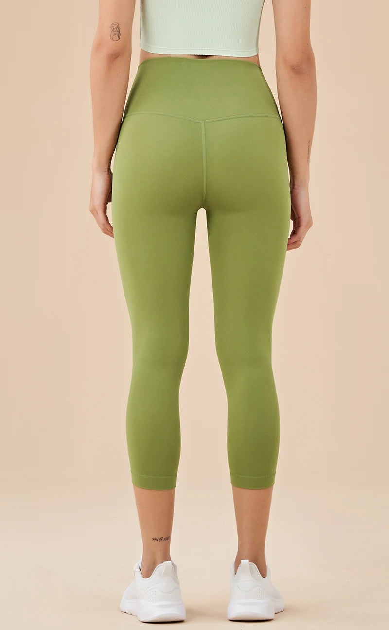 High Waist Capri Leggings with Hidden Pocket - Dark Blue