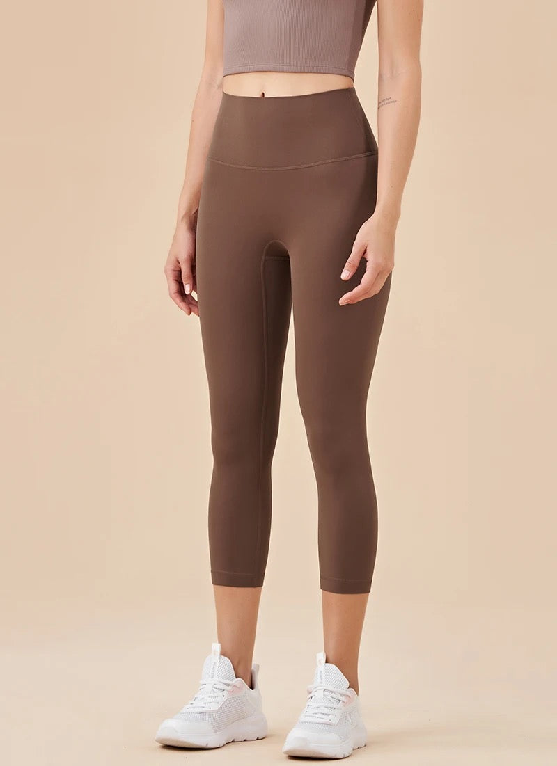 High Waist Capri Leggings with Hidden Pocket - Light Grey