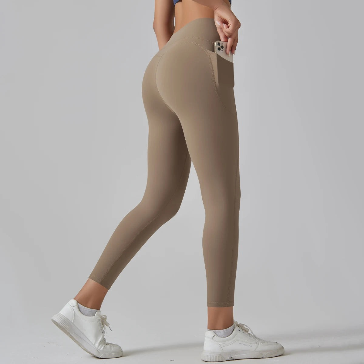 White High-Waist Ankle-Length Pocket Leggings