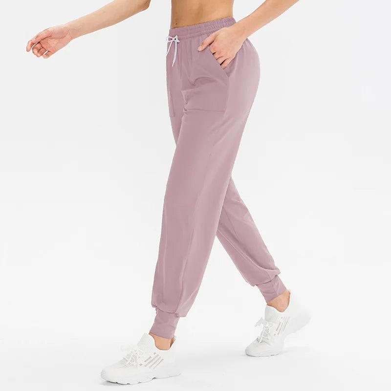 Versatile Women's Jogger Pants With Pocket