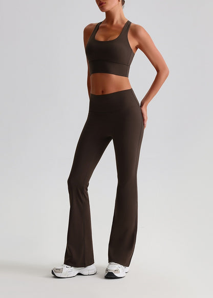 Trendy sports bra for athleisure outfits