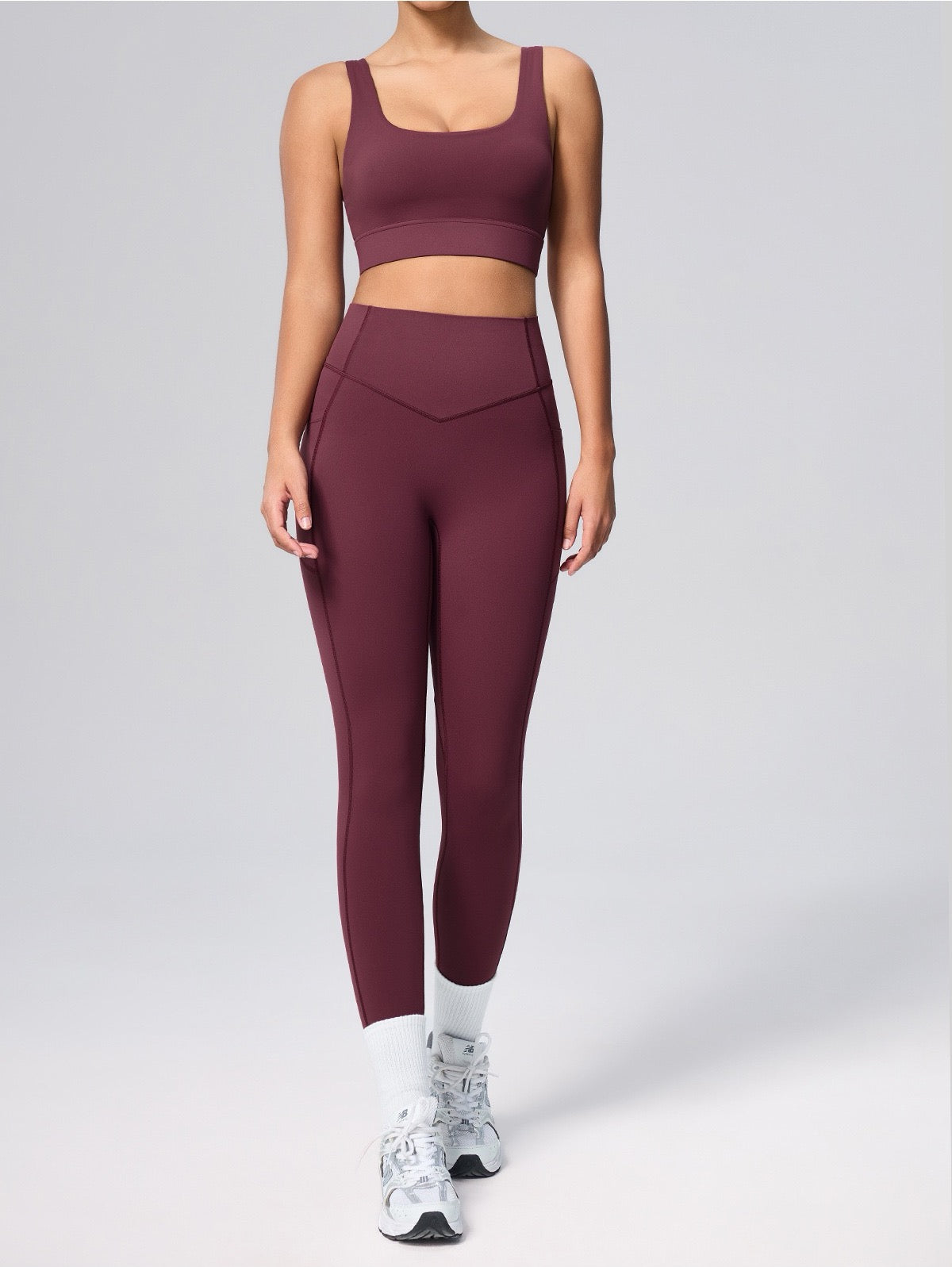 U neck yoga sports bra