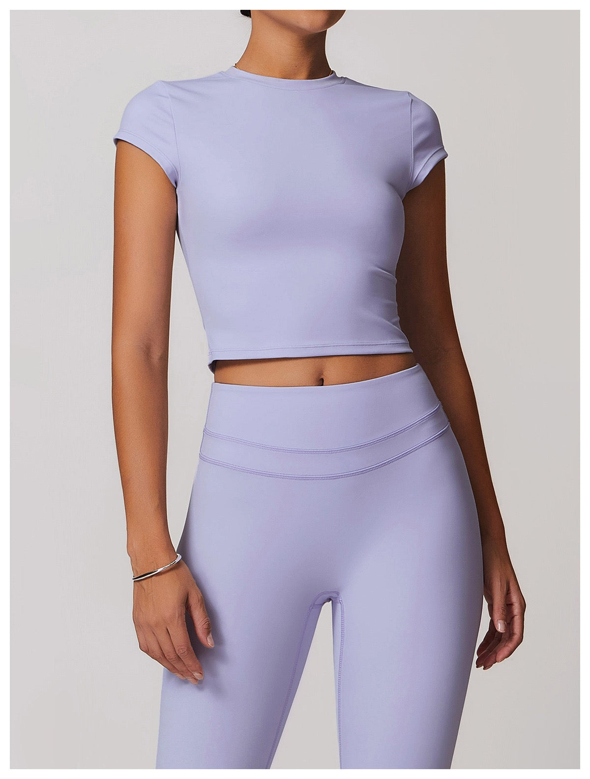 Women_s crop top for gym and yoga