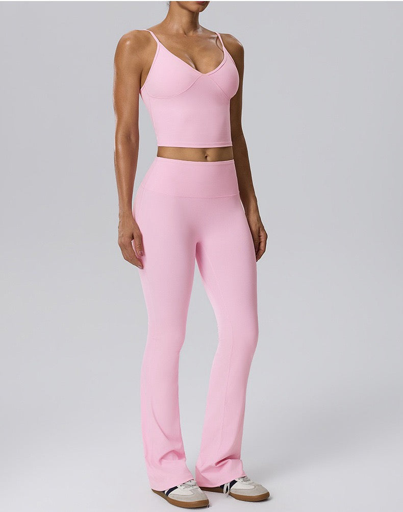 adjustable strap sports bra
