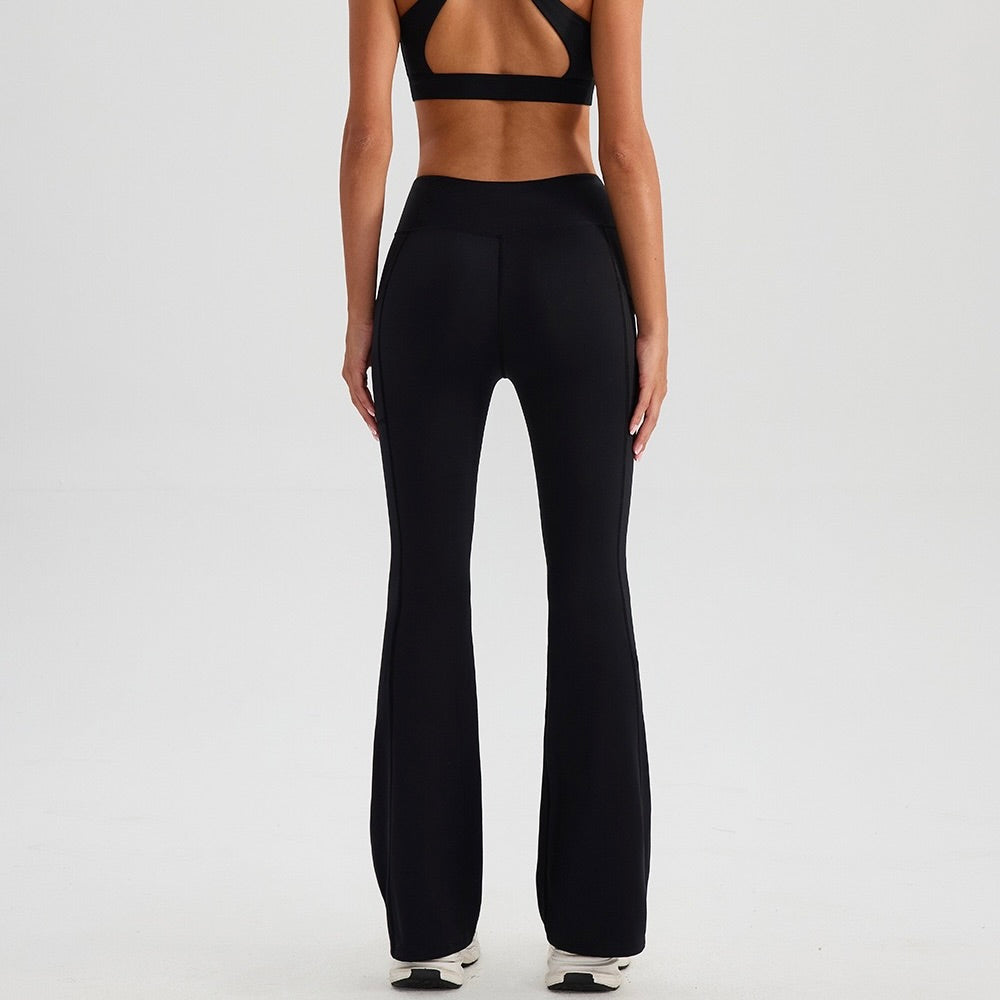 black athletic pants for women