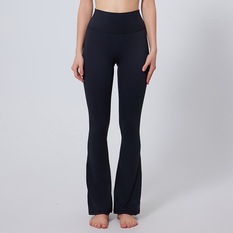 black_flare_leggings