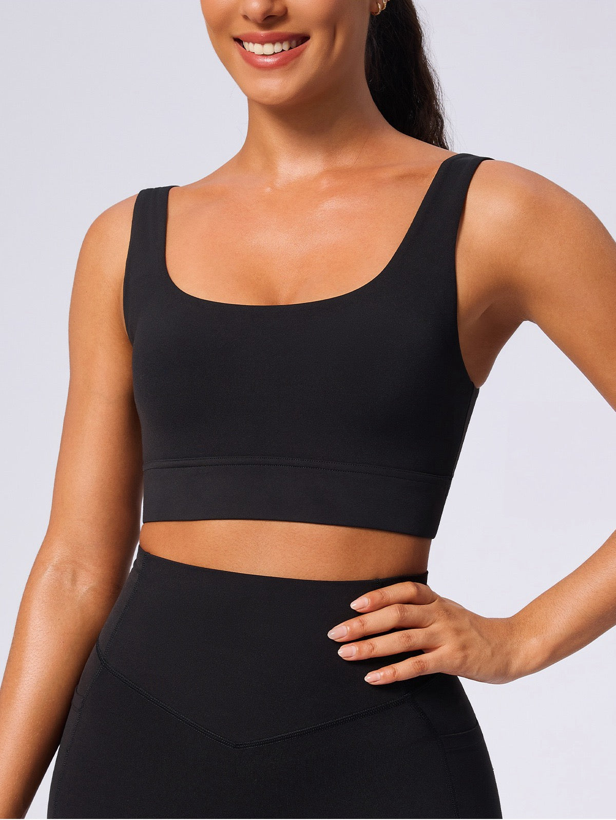 black workout bra with removable pads