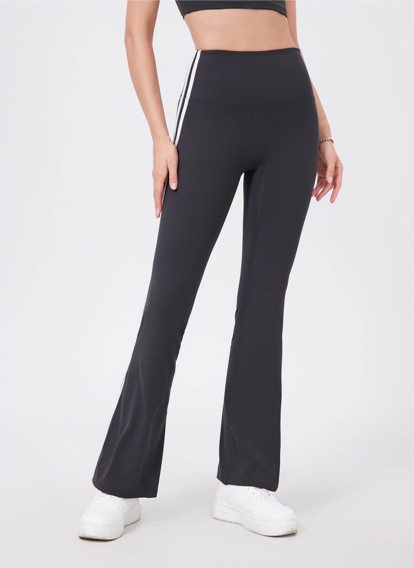 charcoal grey yoga pants