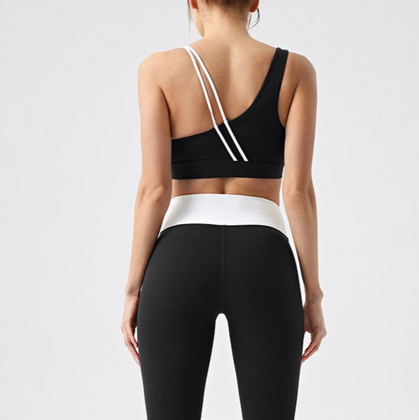 colour block sports bra