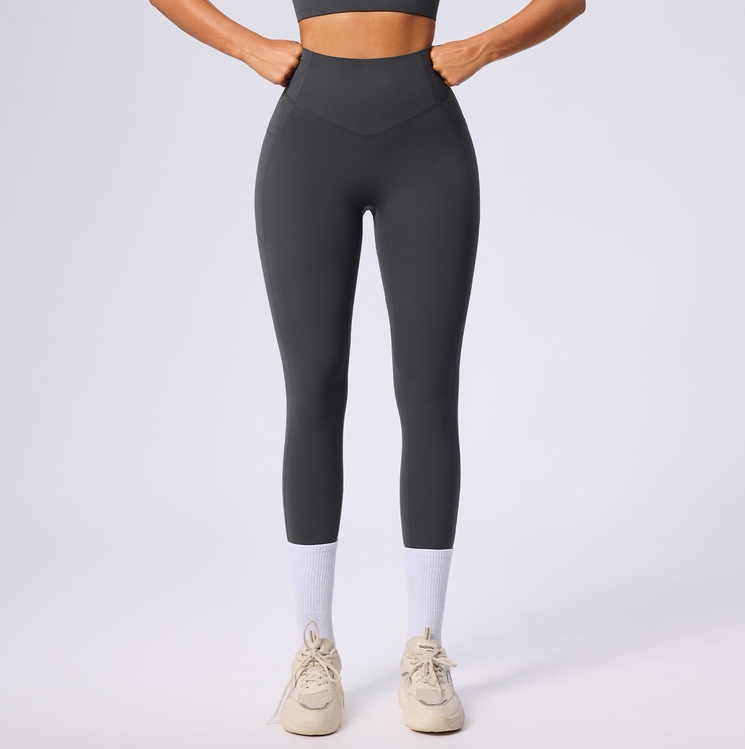 comfortable fitness leggings in grey colour