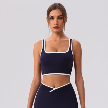 contrast trim square neck sports bra