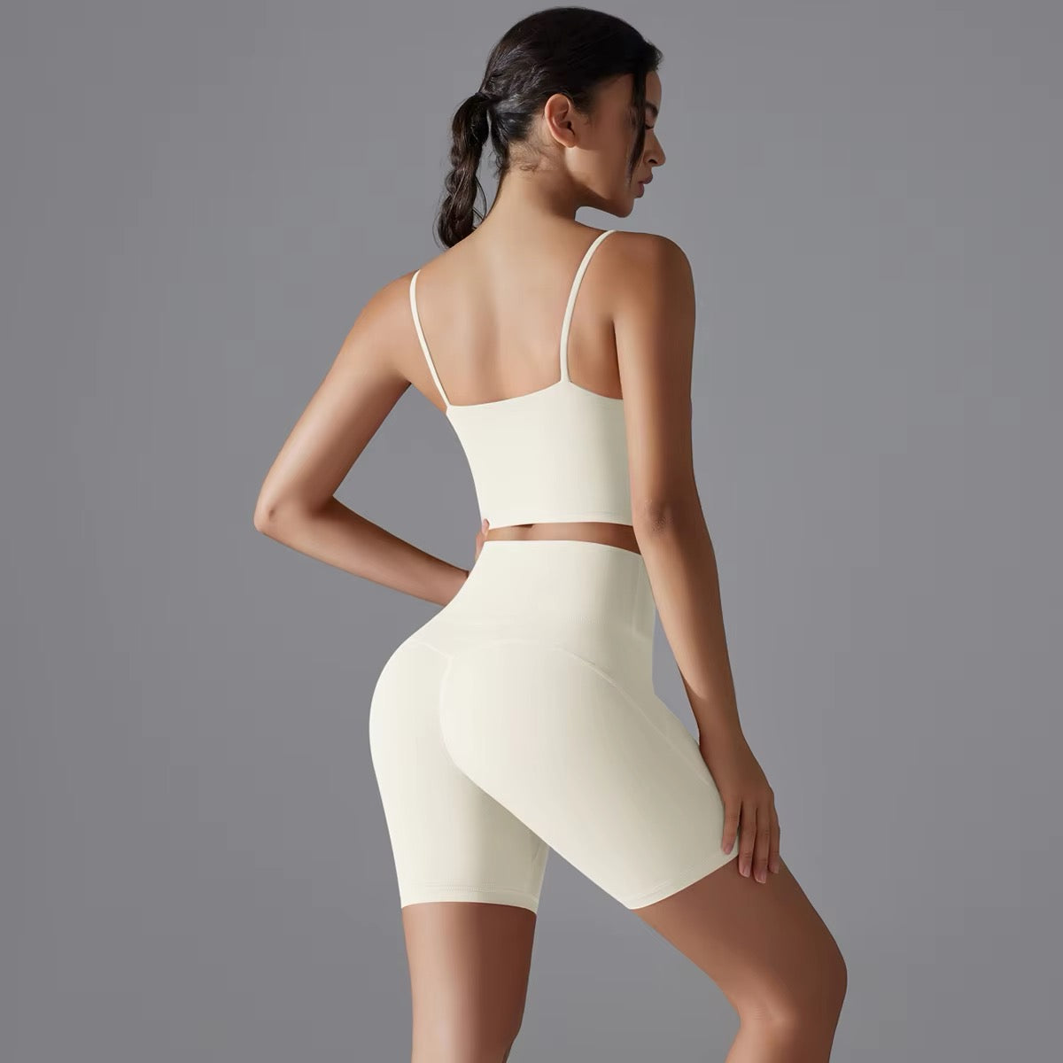 Seamless Crop Top & Biker Shorts Set - Ivory