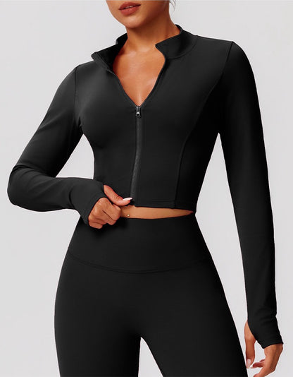 flattering gym outfit women