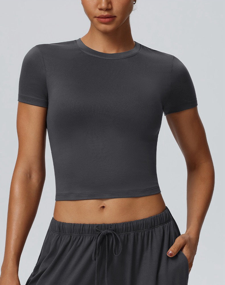 form hugging cropped workout top grey