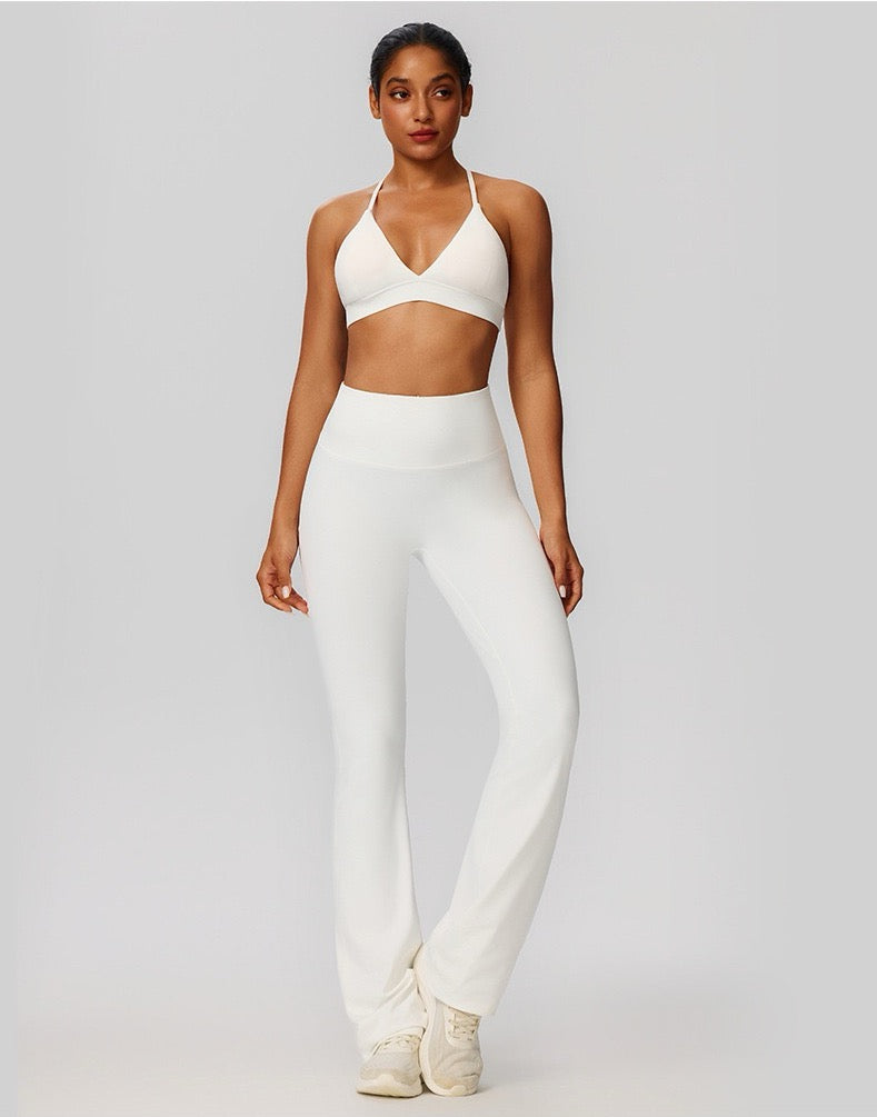 gym top with removable cups