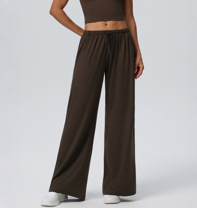 high comfort athleisure bottoms brown