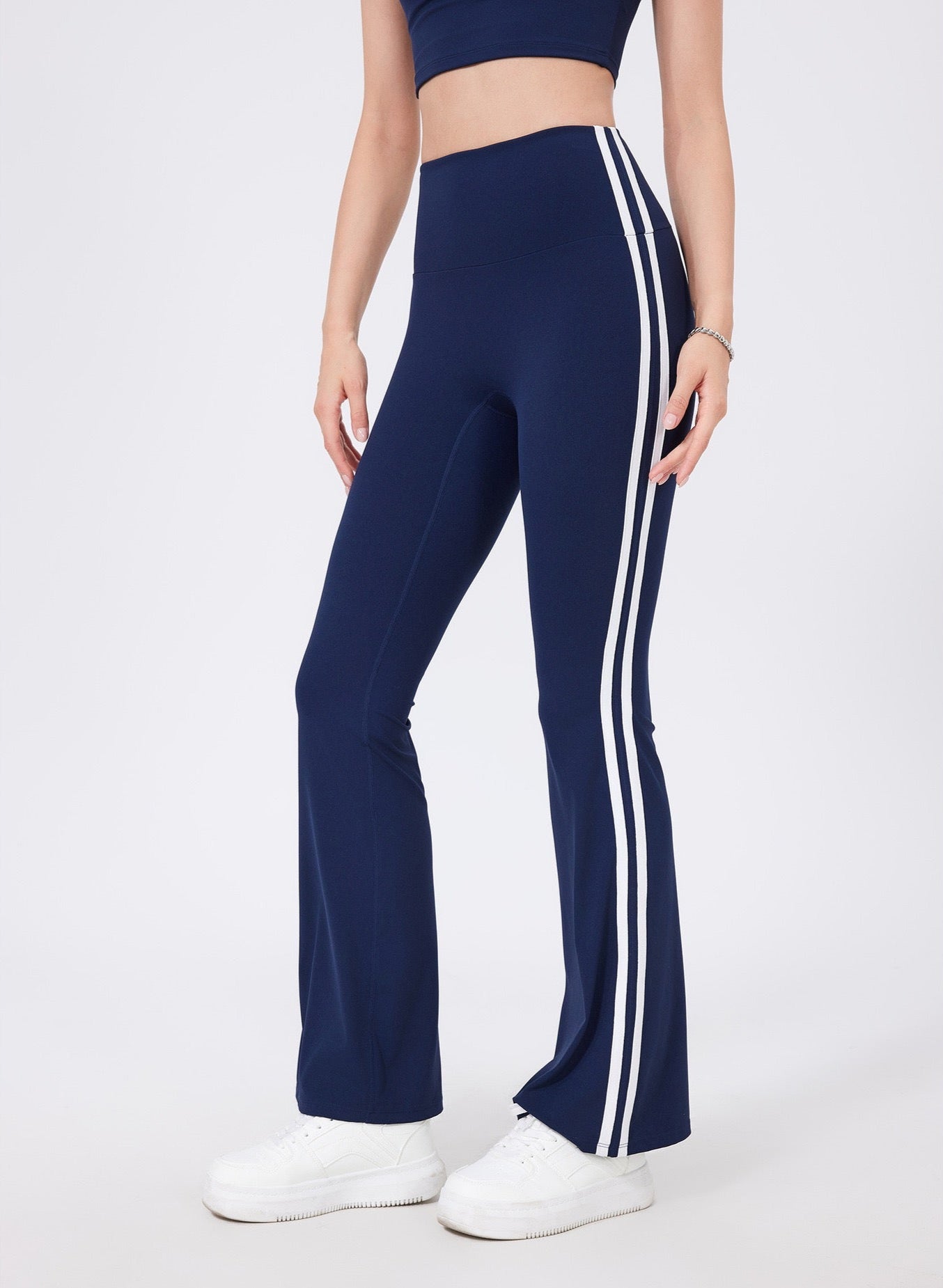 navy blue yoga pants