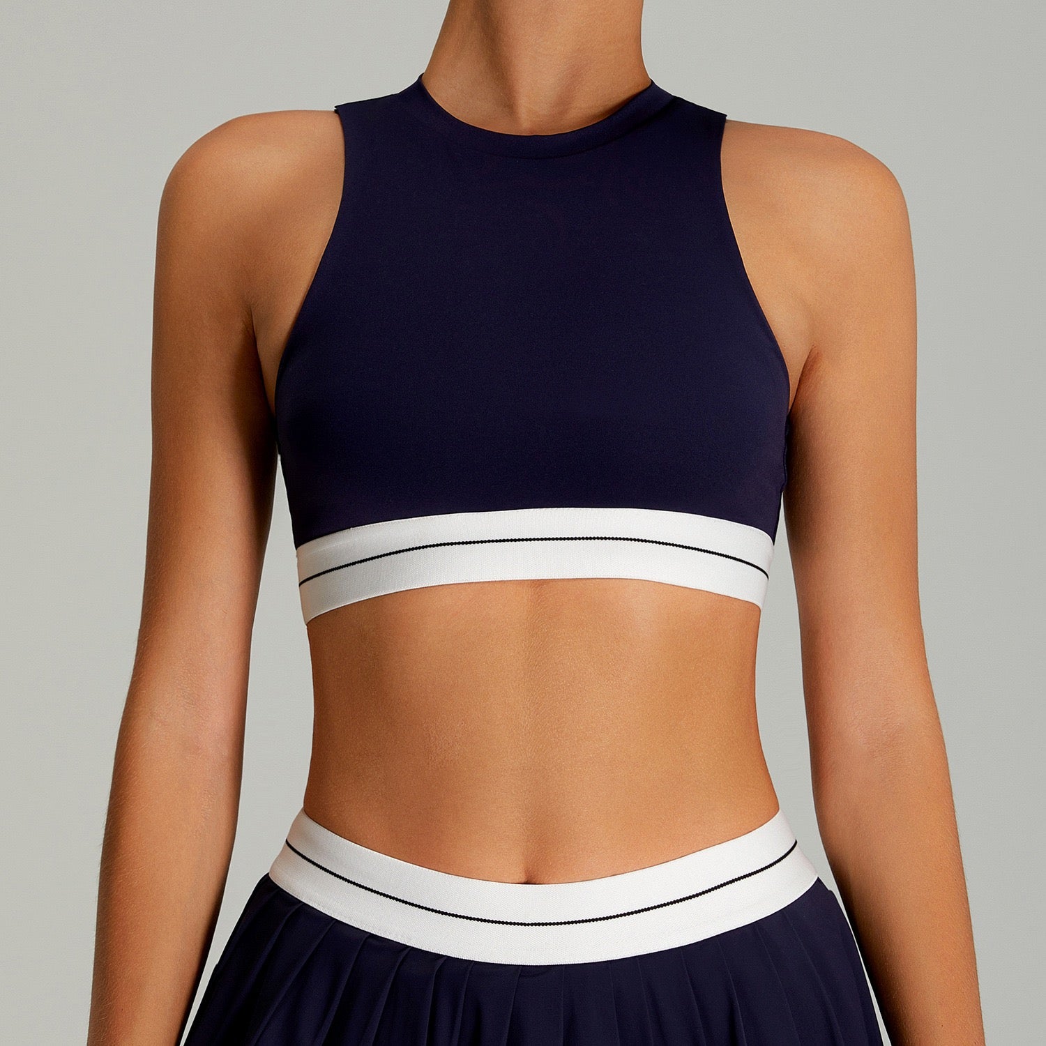 soft fabric crop tank for gym