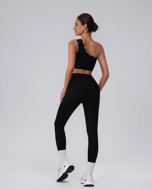 squat proof activewear set in black